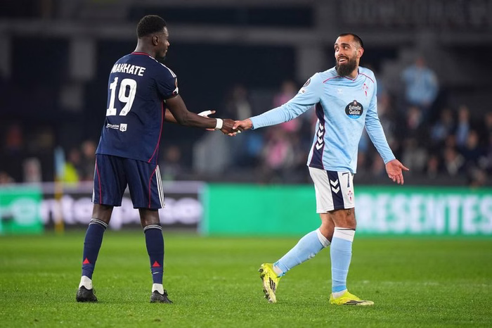 OL - Sparta Prague : Niakhaté présent au retour, pas Tagliafico