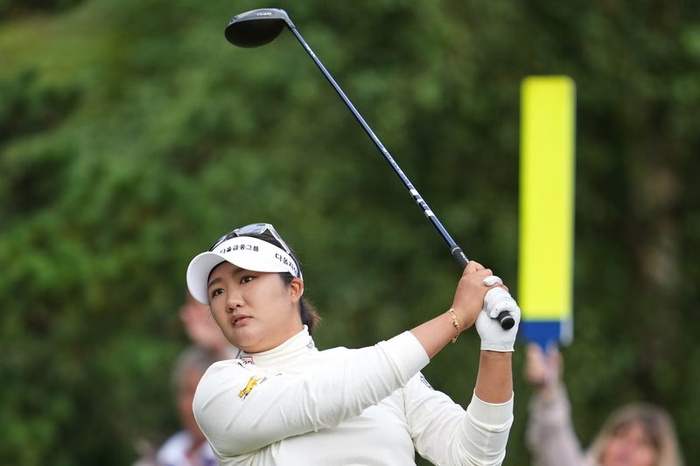 Haeran Ryu colpisce ancora ed è in testa a metà Women’s Open 2026. Anna Zanusso tagliata