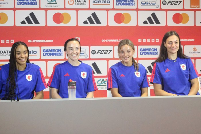 Premier bain de foule pour les quatre recrues d'OL Lyonnes