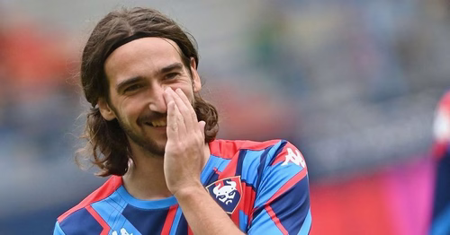 Stade Malherbe de Caen : le milieu de terrain Lorenzo Rajot quitte le SMC et retrouve la Ligue 2 en signant à Pau