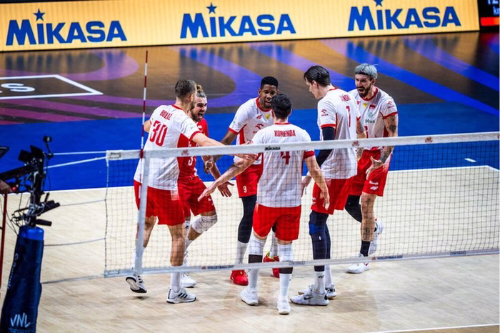 Volley, la Polonia rifila una sonora lezione alla Slovenia e vola in finale di Nations League. Leon da brividi