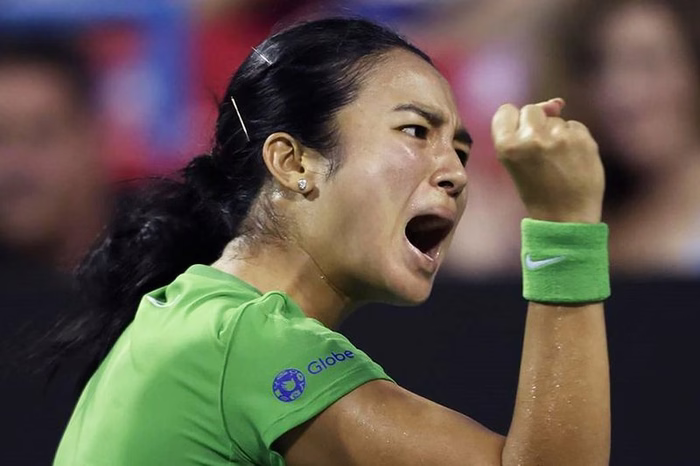 Eala volta a superar Svitolina e terá confronto asiático com Osaka
