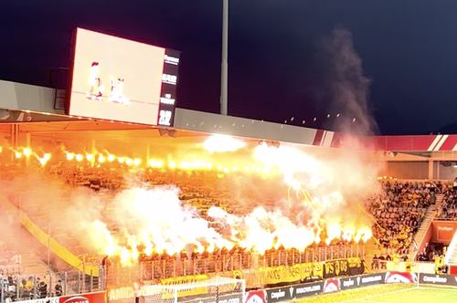 Fans zünden Fackeln trotz Feuerverbot in Thun