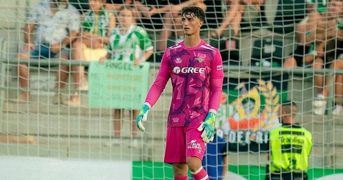 Las buenas sensaciones que dejó Manu González en su debut en la portería del Betis