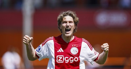 Mercato - PSG : première grosse offre envoyée à l'Ajax pour Mika Godts !