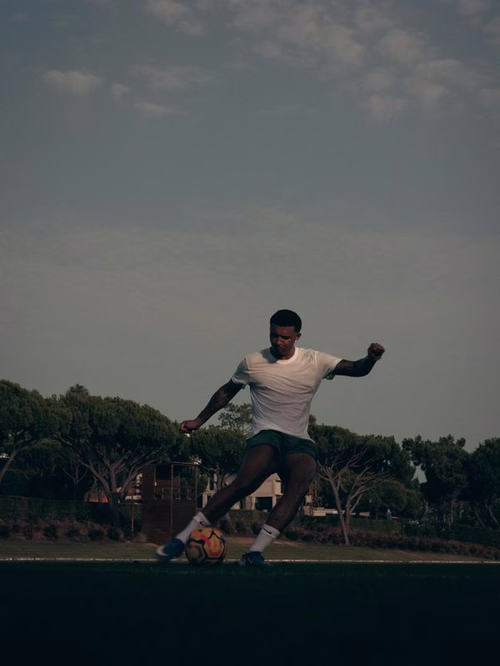 Jadon Sancho: ex-Manchester United treina em time da 10ª divisão