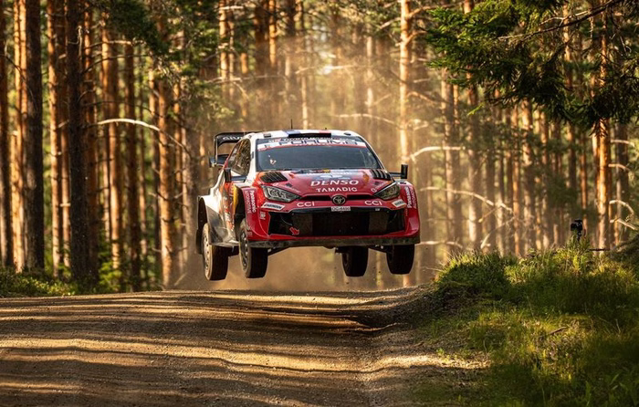 Le copilote de Sébastien Ogier raconte la terrible sortie de route en Finlande, « ses yeux ne clignaient plus »