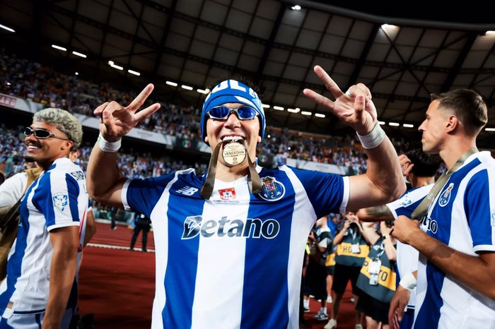 Pepê supera Jardel e alcança nono título pelo Porto