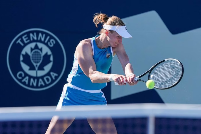 WTA Toronto 2026, si completa il primo turno: avanti Samsonova, eliminata Andreescu