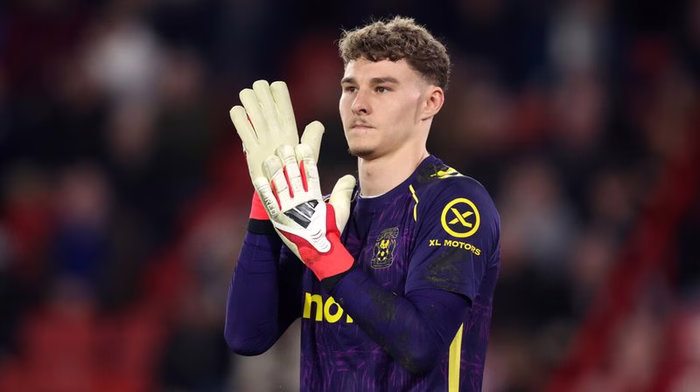 Coventry schnappt sich Brighton-Keeper