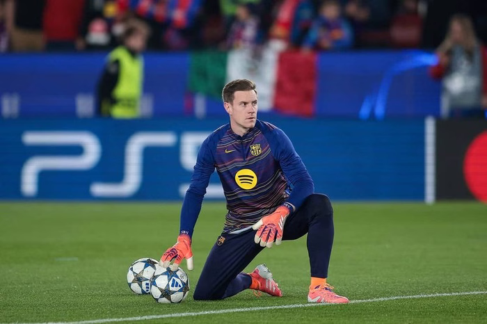 Barça zahlt 90 Prozent – und ter Stegen spielt in Amsterdam