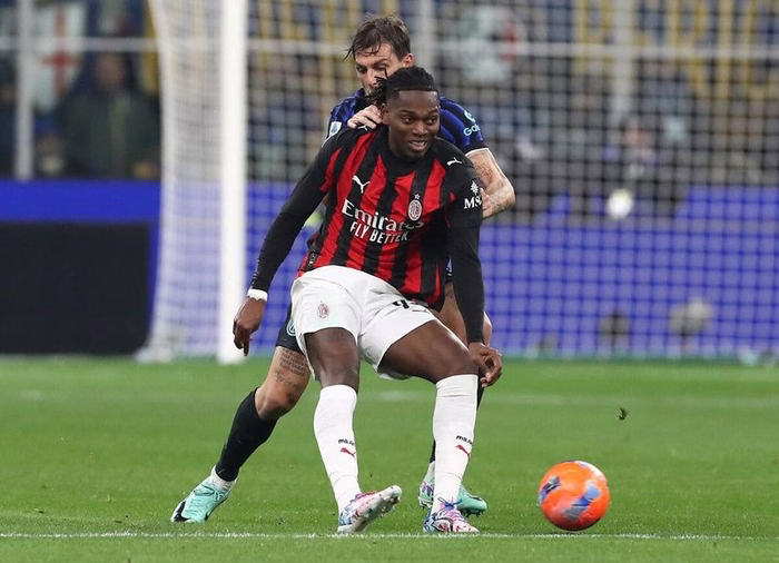 🧨 Leao proposto a tre club di Premier: l’indiscrezione arriva direttamente dall’Inghilterra