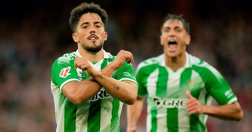 La celebración de Fornals ante el Arsenal, imitando el escudo del West Ham
