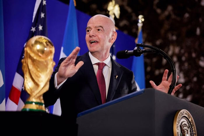 UEFA mantém ameaça de boicote à Copa do Mundo contra Infantino