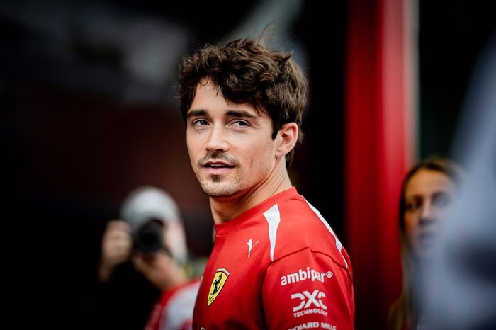 Alpine manda Ferrari 'deixar Leclerc em paz' com Hamilton