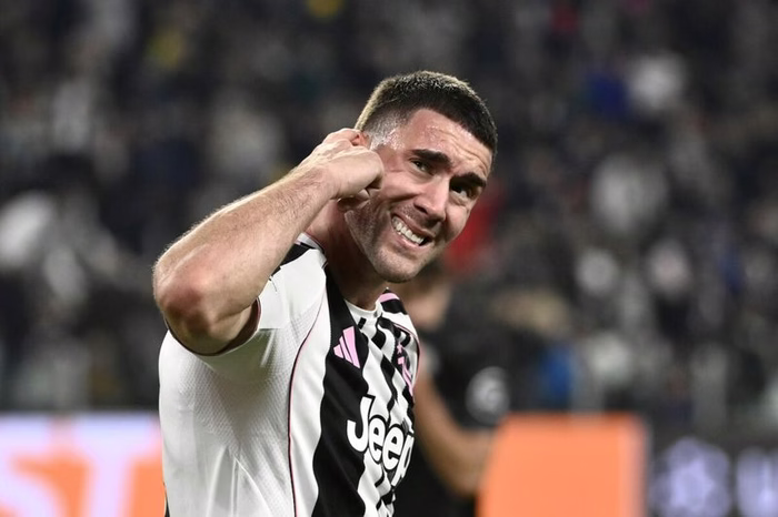 Serie A, Vlahovic vola al Besiktas: i dettagli