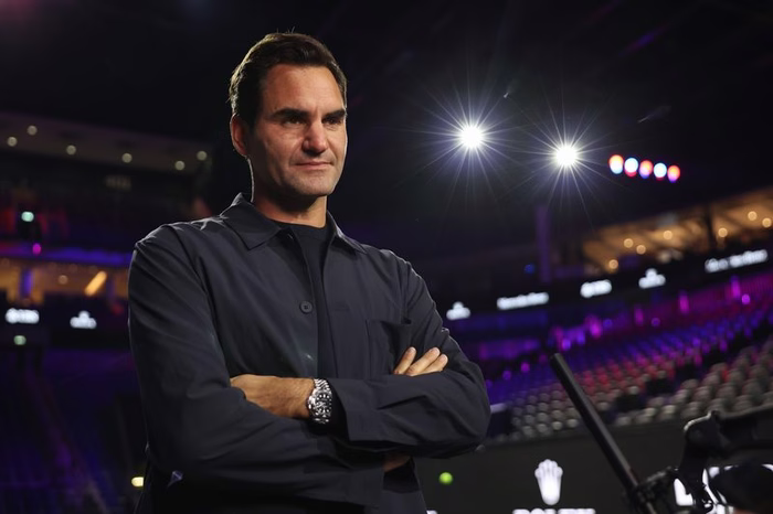 Roger Federer perde status de bilionário após queda de ações