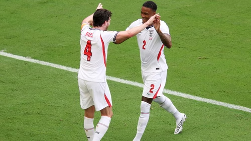 Arsenal prüft nächsten Vorstoß bei Ezri Konsa