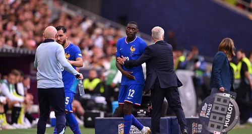 Équipe de France : « Honoré d’avoir pu jouer sous ses ordres », l’hommage de Kolo Muani à Didier Deschamps