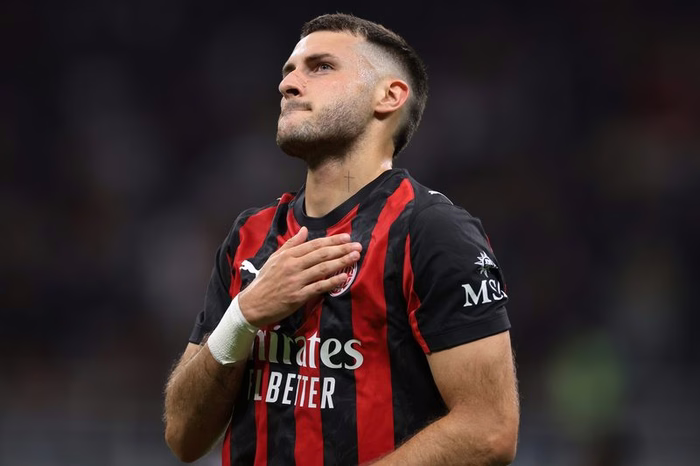 Porto, primi contatti con il Milan per Santi Gimenez! La situazione