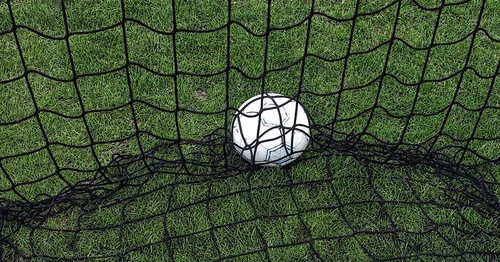 Calvados : deux clubs de foot annulent leur match amical "en raison de l’éclipse prévue au même moment"