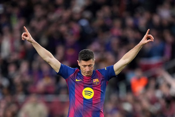Drei Tore in drei Spielen – Lewandowski liefert sofort