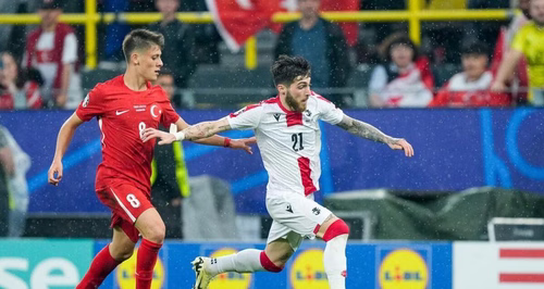 Ligue 2 : Giorgi Tsitaishvili quitte Metz pour l'Espagne, Clermont dévoile son nouveau maillot extérieur