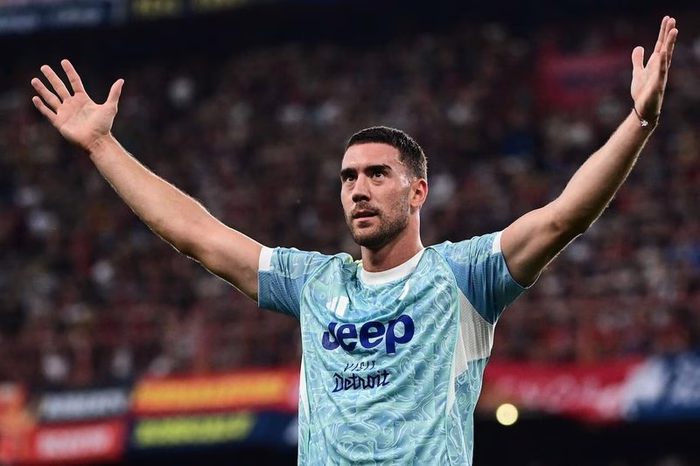 💔 La lettera di addio di Vlahovic alla Juve: “Lascio Torino con tanti ricordi. Questa sarà sempre casa mia”