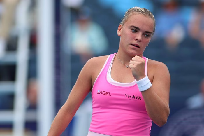 Bejlek domina confronto tcheco, Sabalenka enfrenta australiana