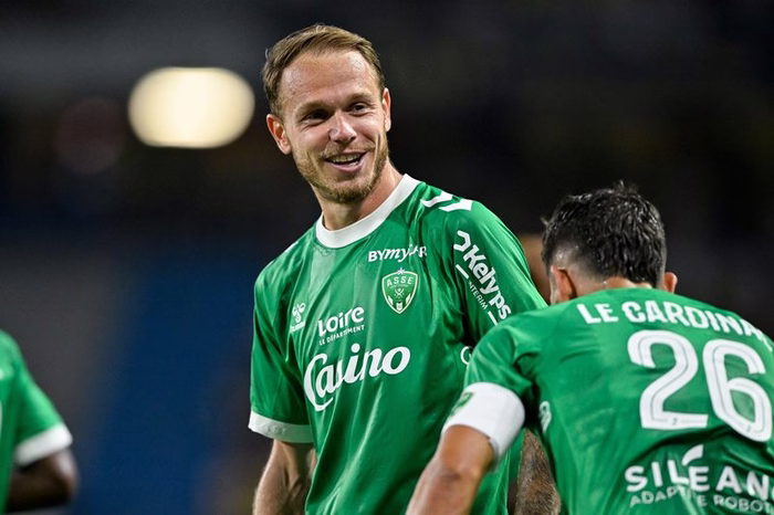 Étienne – Clermont : sur quelle chaîne et à quelle heure regarder le match ? (Ligue 2)