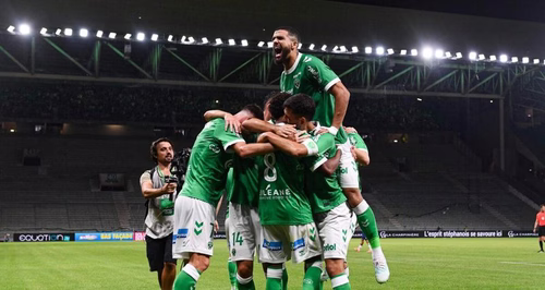 Ligue 2 : l’ASSE et Annecy parfaits, Nantes douché sur le gong, Montpellier victorieux…