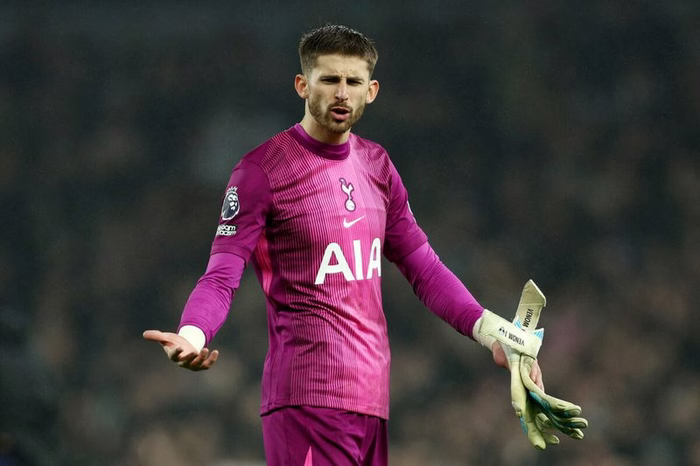 Juventus, 140 milioni spesi ma il post Di Gregorio non c’è: Vicario torna in pole