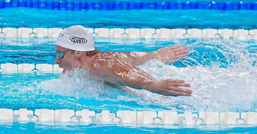 Championnats d'Europe de natation : Léon Marchand remporte l'or sur le 200m papillon, son premier titre européen
