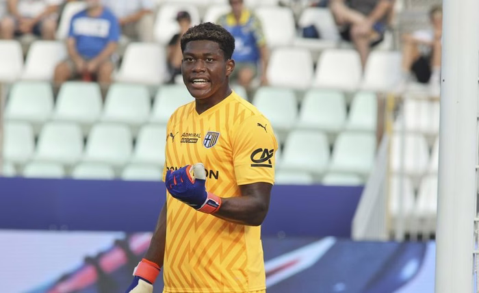 PSG, ribaltone Dibu Martinez – SPORTFACE.IT
