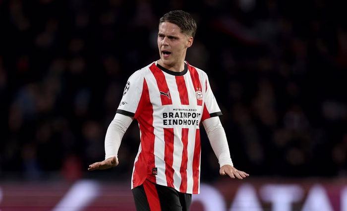 Borussia Dortmund, pagata la clausola rescissoria di Veerman!