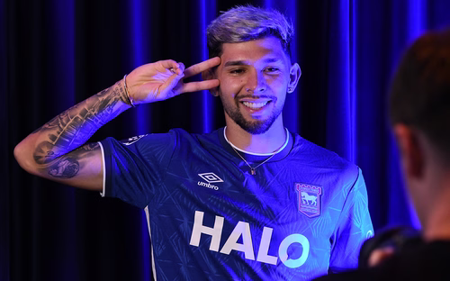Julio Enciso e Ouattara deixam Strasbourg e assinam com Ipswich