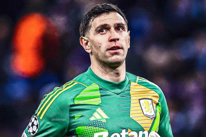 La Juve hace oficial a Vicario y se despide del 'Dibu' Martínez