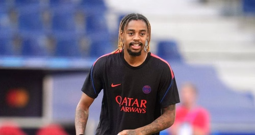 PSG : "C'est notre fils", pourquoi Barcola était écarté du groupe contre Lens