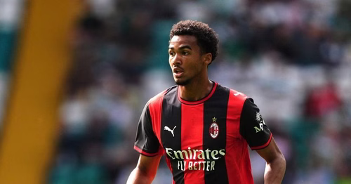 Mercato au TFC : un nouveau défenseur central arrive, prêté par l'AC Milan