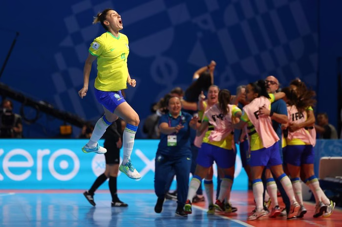 Brasil e Portugal reeditam final da Copa do Mundo em amistosos no PR