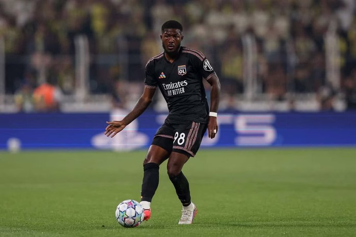 Champions League: Fenerbahçe und Lyon trennen sich im Playoff 1:1