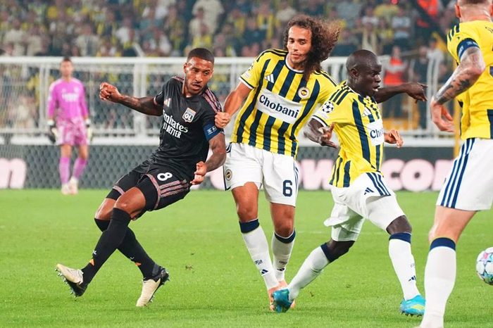 Fenerbahçe - OL (1-1) : "Pas une déception", pour Guendouzi