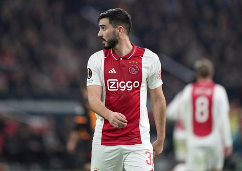 Lazio, chiuso l'arrivo di Sutalo! Trovato l'accordo con l'Ajax