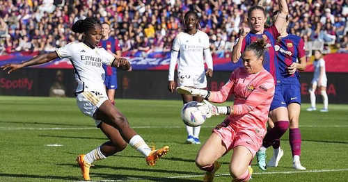 Ya hay televisión para el fútbol femenino pero, ¿a qué precio?