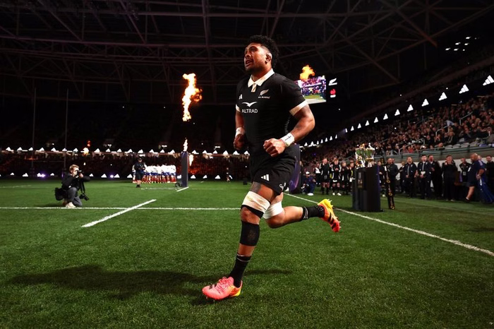 Ardie Savea returns to lead New Zealand as All Blacks make fly half decision for first Test against South Africa