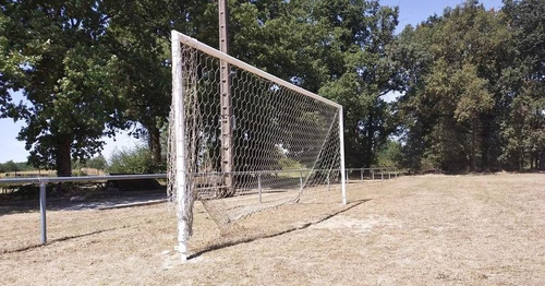 Sécheresse : la Ligue de football des Pays de la Loire reporte les matchs amateurs prévus début septembre