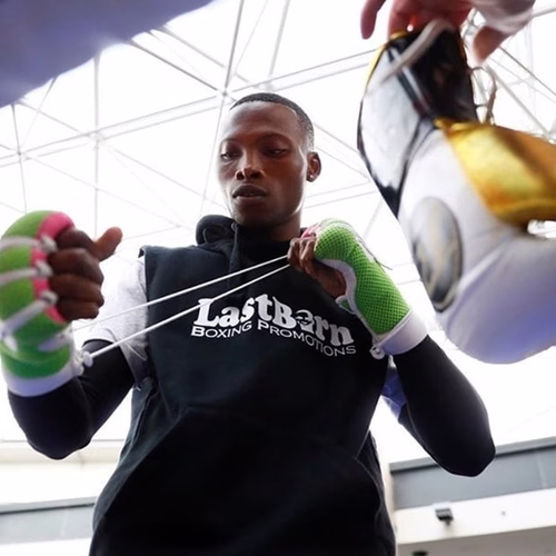 Ex-campeão mundial de boxe é morto a tiros na África do Sul