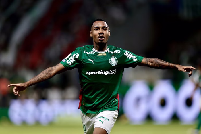 Palmeiras e Manchester City marcam reunião para debater venda de Allan