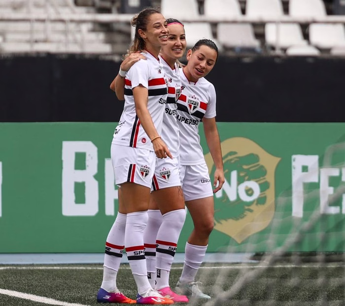 São Paulo x Mixto-MT: veja onde assistir ao duelo pelo Brasileirão feminino