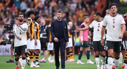 Manchester United desilude na estreia e perde em casa do promovido Hull City